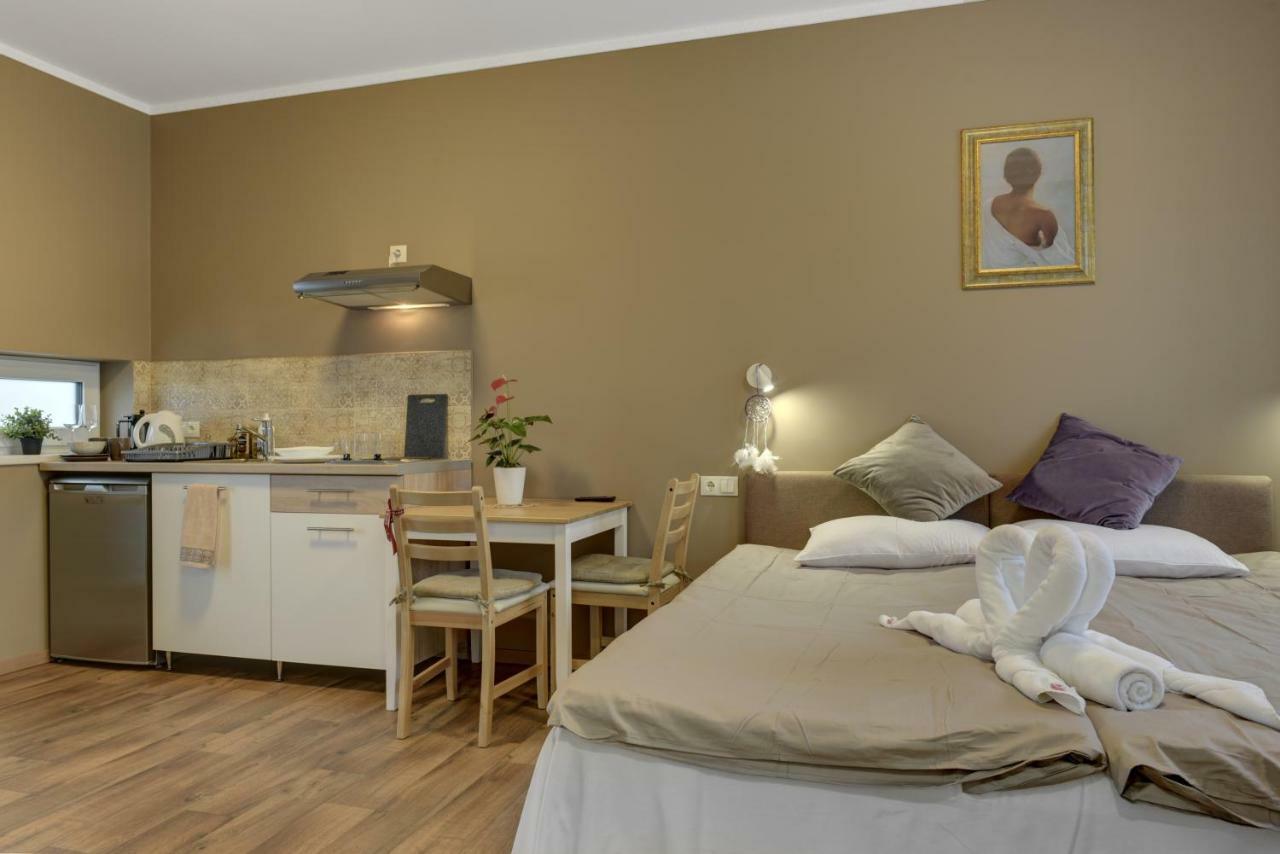 Bestes Apartamenti Koceni エクステリア 写真