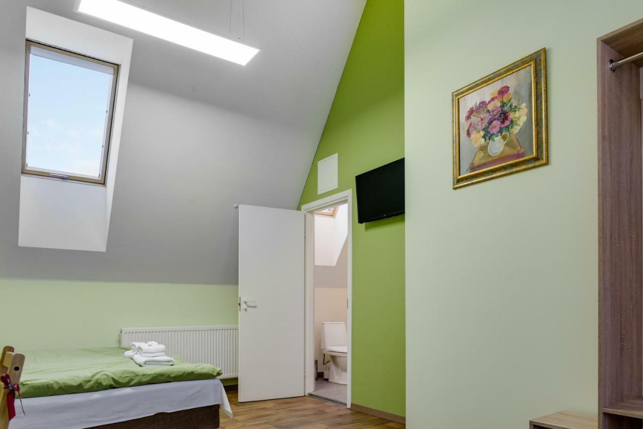 Bestes Apartamenti Koceni エクステリア 写真