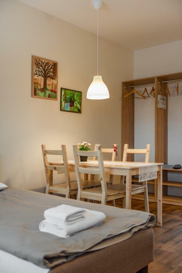 Bestes Apartamenti Koceni エクステリア 写真